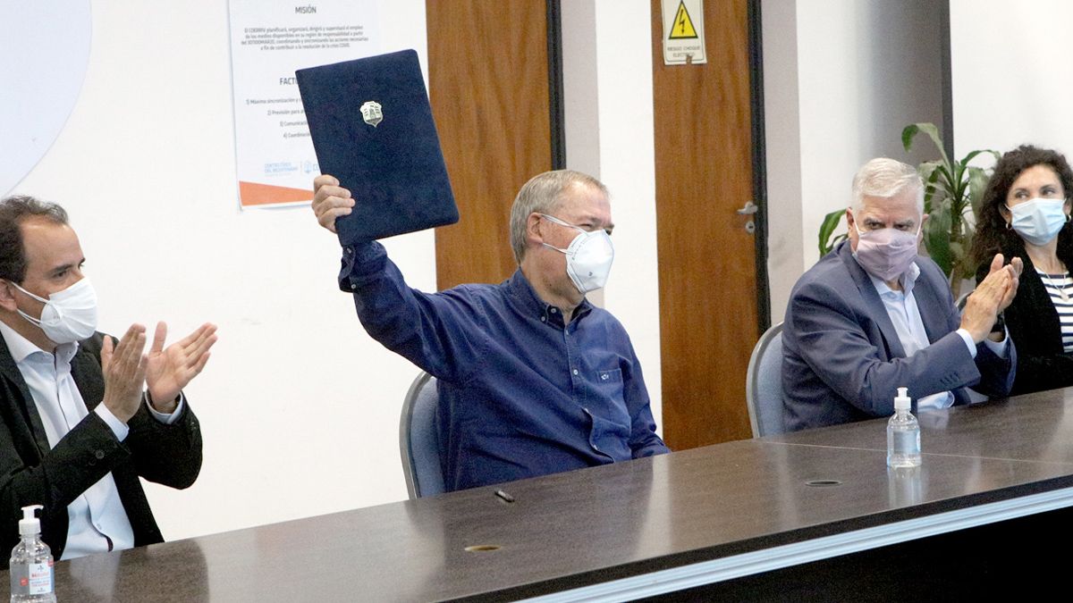 El gobernador Schiaretti anunció la construcción de dos centros deportivos.