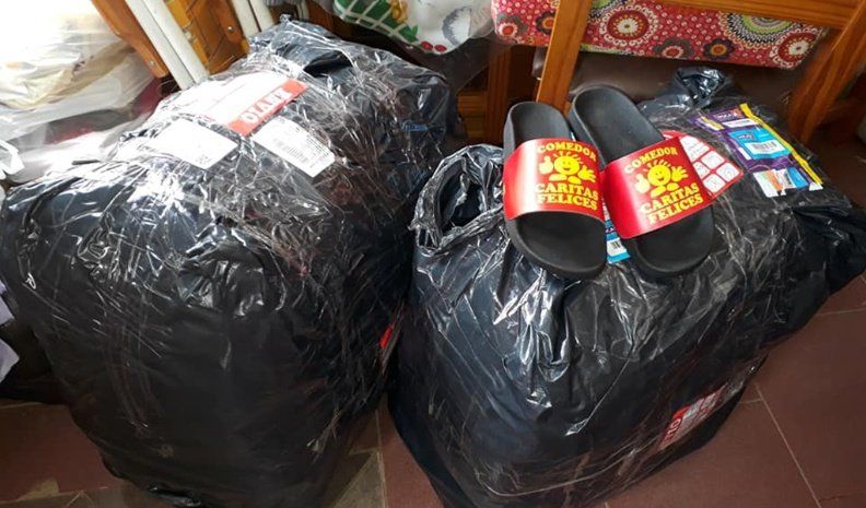 Caritas Felices recibió 90 pares de chinelas de una fábrica de Buenos Aires