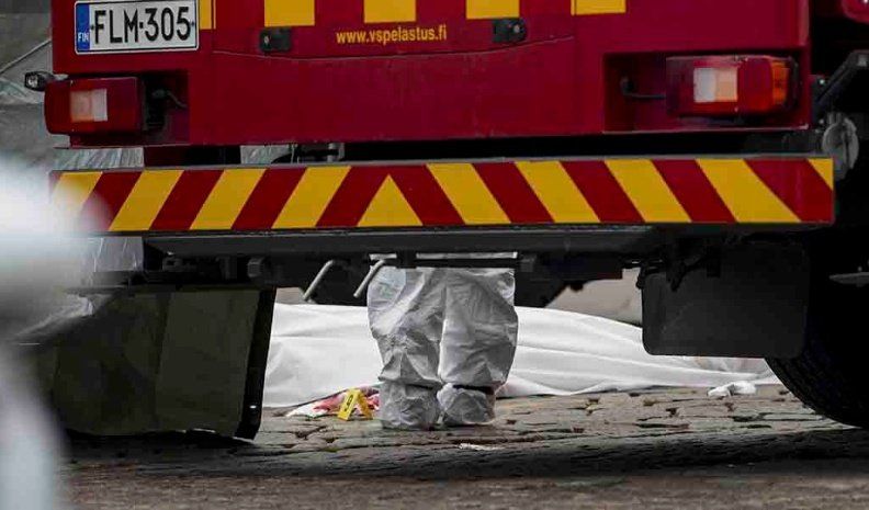 Un hombre atacó a varias personas con un cuchillo.