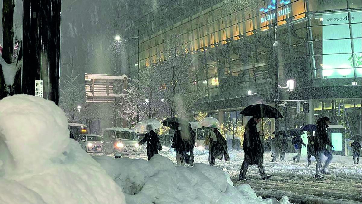 Japón: Fuertesnevadas ocasionaron 17 muertes y más de 90 personas resultaron heridas