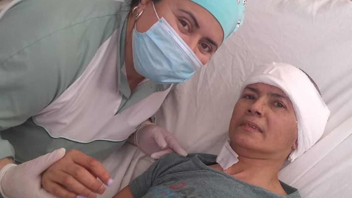 La paciente moldense agradeció a todo el personal de salud tras la operación en el Hospital San Antonio de Padua.