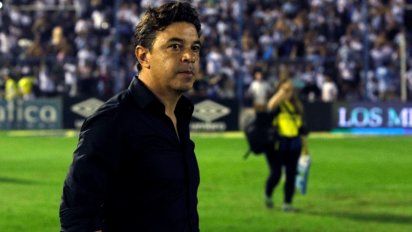Gallardo no se sorprendió con la partida de Scocco