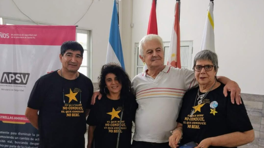 Seguiremos tu lucha: el emotivo adiós al fundador de Estrellas Amarillas Seguiremos tu lucha: el emotivo adiós al fundador de Estrellas Amarillas