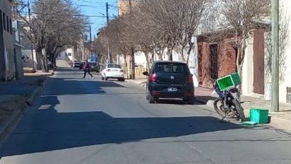 Un motociclista lesionado por un choque en el macrocentro
