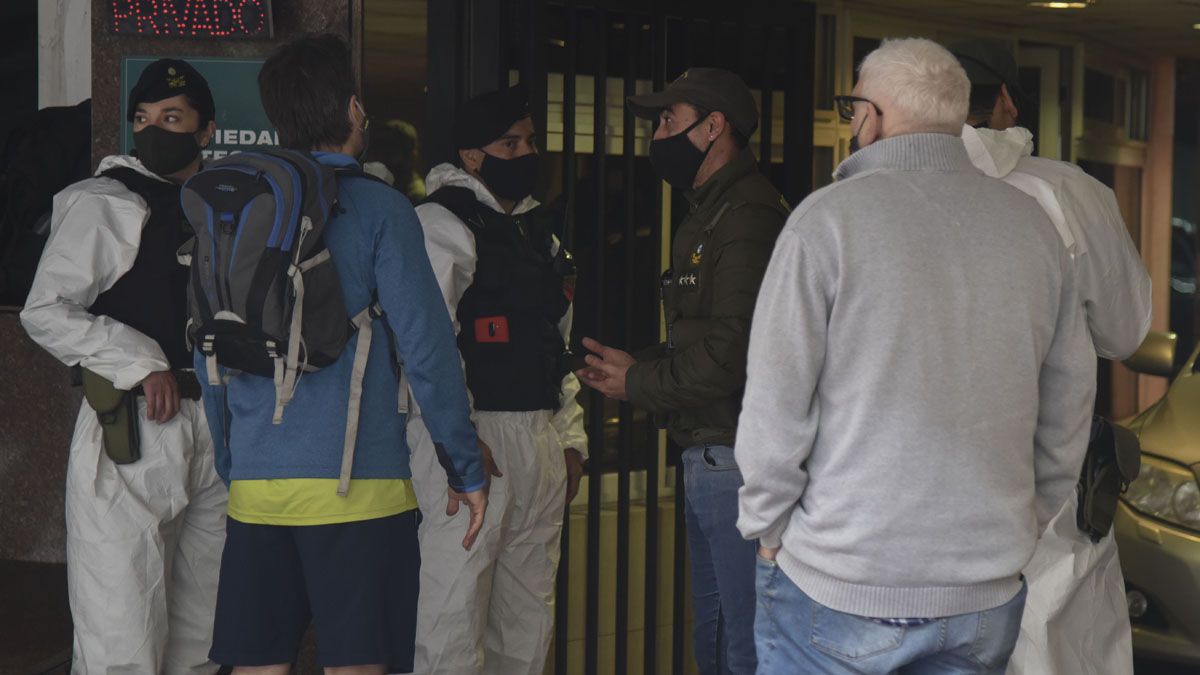 Desde la fuerza señalaron que el operativo obedece a una causa por lavado de activos.