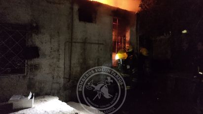 Incendio en una vivienda de barrio Botta