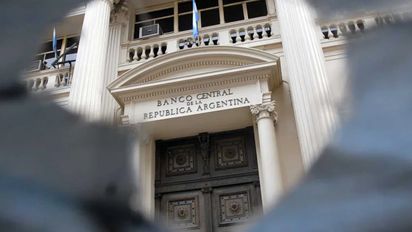 A pesar de haber comprado, las reservas terminaron por debajo de US$45.000 milllones