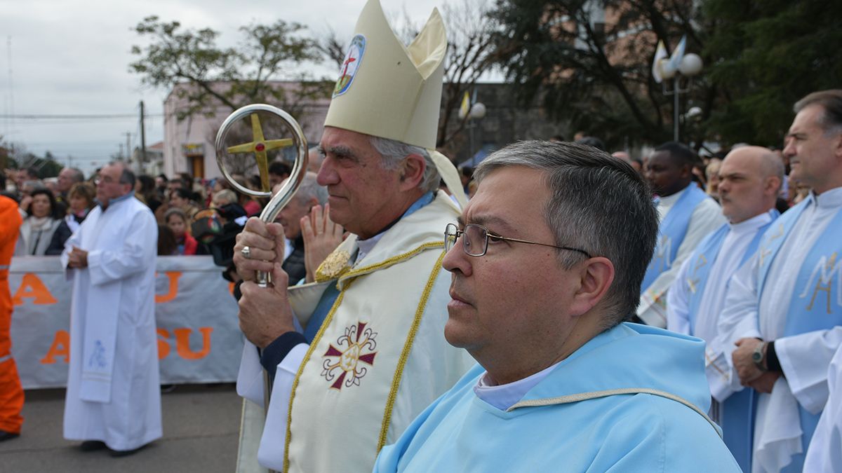 Masivo festejo de la Consolata.