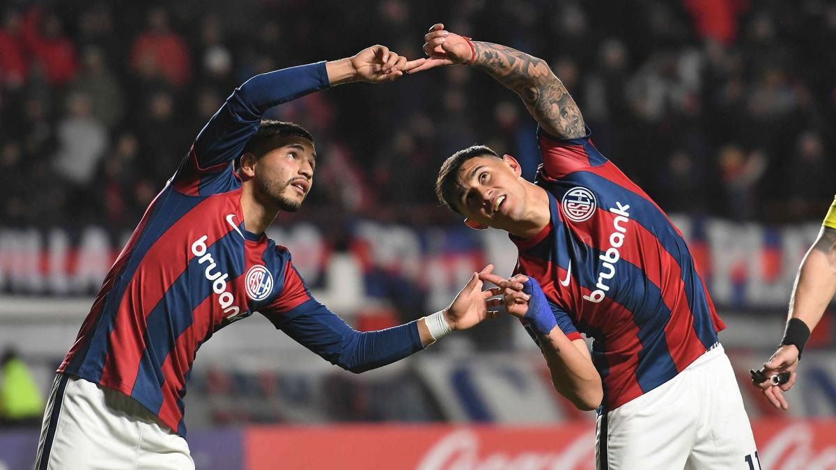 San Lorenzo pasó a octavos de final al ganarle a Independiente de Medellín 2 a 0 en el Bajo Flores