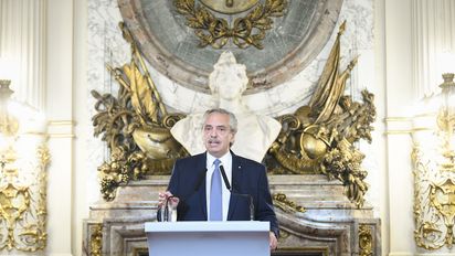 Alberto Fernández brindó con periodistas y resaltó el crecimiento del país 