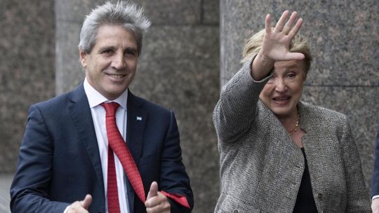 El FMI llega a la Argentina para la tercera revisión del programa en la previa de un vencimiento de deuda