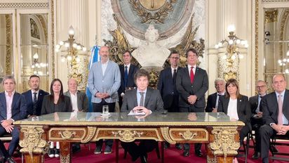 Capas de ajuste, otra casta y otra grieta