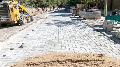 Tres plazas con vegetación autóctona y nativa, bicisendas y paseos peatonales