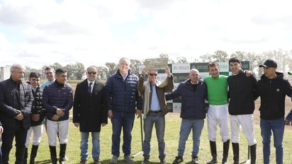 Jorge Ricardo fue homenajeado durante una histórica jornada hípica en Villa María