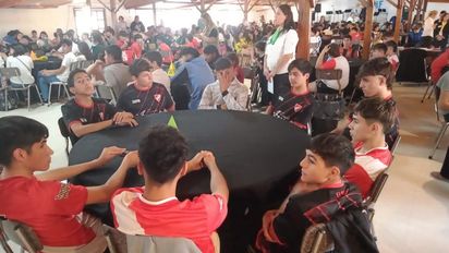Unos 400 jóvenes participaron de un Foro Interprovincial organizado por la Policía en Huinca