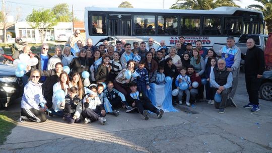 Pascual Ramírez volvió a la ciudad y fue recibido por familiares y amigos tras consagrarse campeón del mundo de bochas
