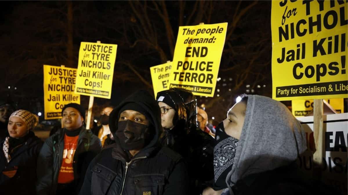 Manifestaciones en distintas ciudades estadounidenses por el crimen de un joven afroamericano