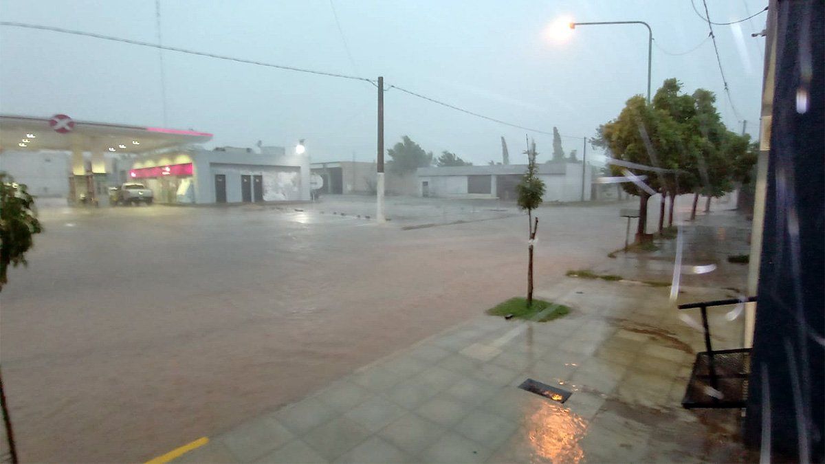 Intensa lluvia en algunas localidades del sur de Córdoba.