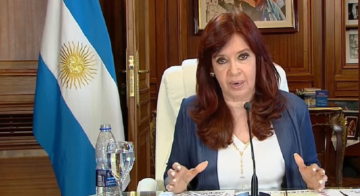 Los jueces Hornos y Borinsky rechazaron recusación planteada por Cristina Kirchner