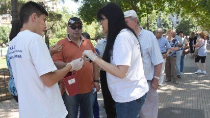 Más de 3 mil personas ya se hicieron controles de glucemia en los puestos de Nadia