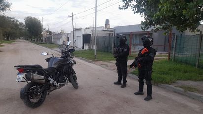 Dos detenidos por efectuar disparos en la vía pública