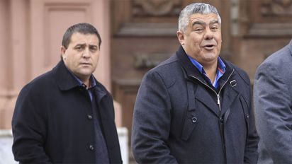 Presentaron en Estados Unidos una denuncia ante la FIFA contra Tapia y Toviggino