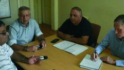 Muñoz: “La licencia del intendente no cambia en nada la relación con el Suoem”