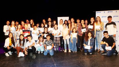 Grupo Grassi entregó 40 ayudas escolares a estudiantes de Río Cuarto y zona