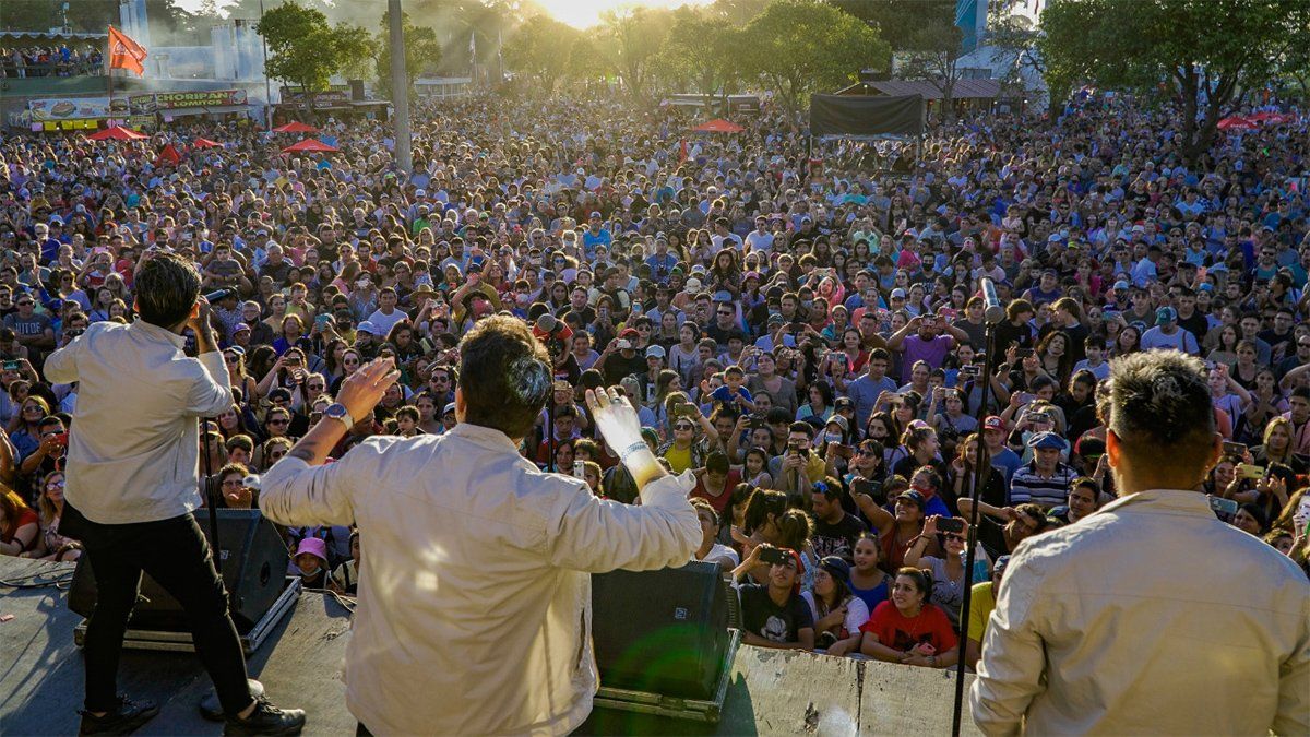 La Banda XXI cerró la tradicional muestra de la ciudad.