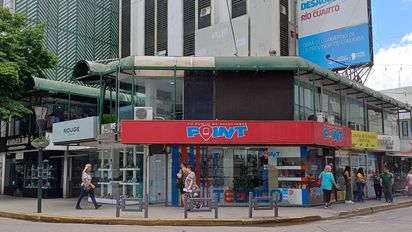 Entraron a robar en seis comercios a menos de 50 metros de la jefatura policial