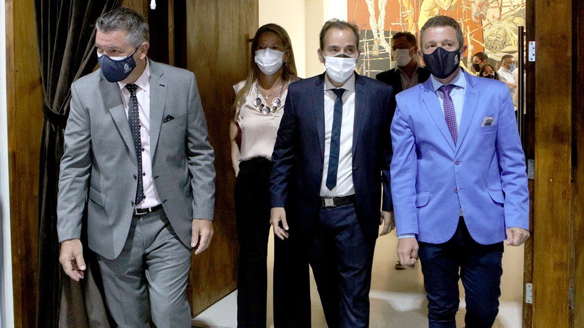 La ceremonia se desarrolló en el Centro Cultural Viejo Mercado.