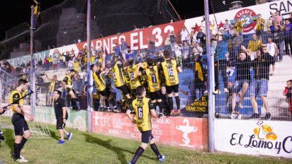 Pese a perder, Acción Juvenil festejó el título de campeón anual en el 9 de Julio