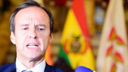 Bolivia: se bajó uno de los candidatos para restarle chances al delfín de Evo