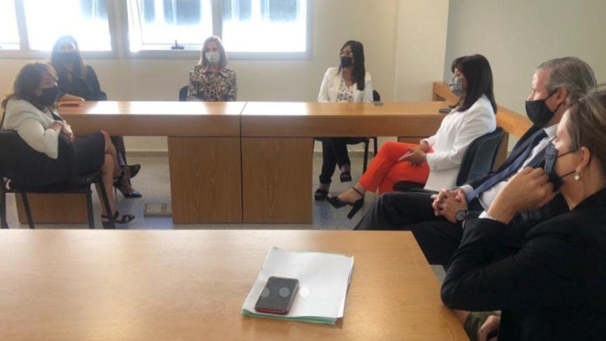 Las autoridades mantuvieron encuentros con la comunidad judicial de Río Cuarto.