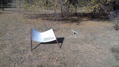 Daños en la cartelería del Parque Autóctono de Laboulaye