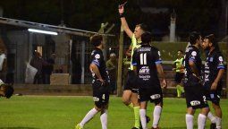 Leandro N. Alem goleó a Alberdi y lo mandó al fondo de la tabla