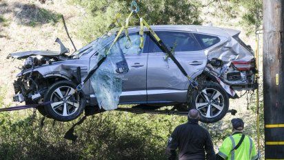 Tiger Woods se recupera luego de tener un grave accidente