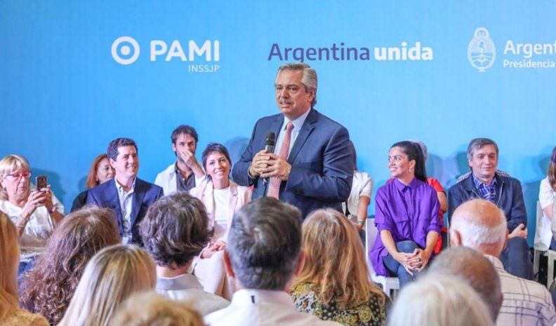 El presidente presentó el listado de 170 medicamentos que forman parte del programa Vivir Mejor