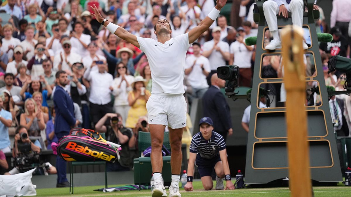 Nadal pudo contra todo y está semifinales de Wimbledon