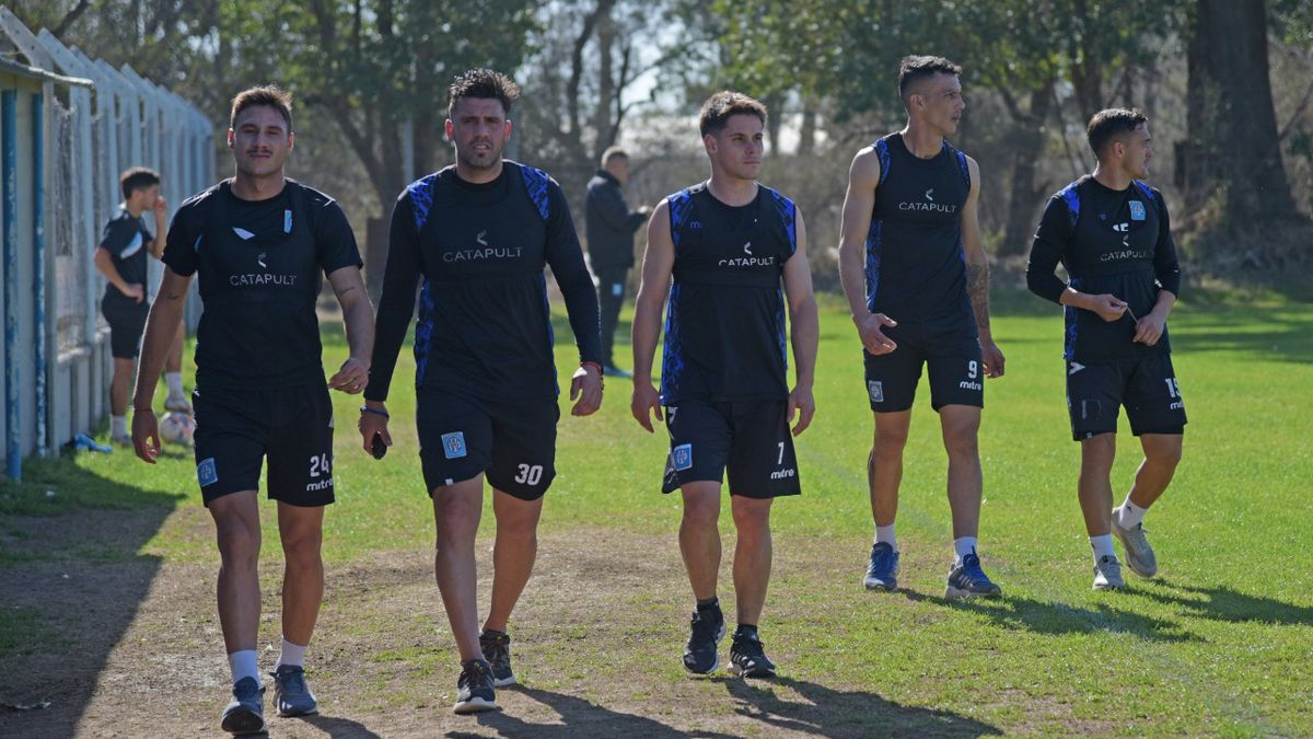 Estudiantes se prepara para enfrentar a Nueva Chicago