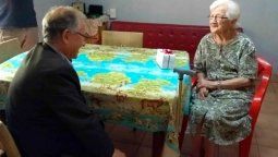 Cumplió  100 años y fue agasajada por  su familia y su pueblo