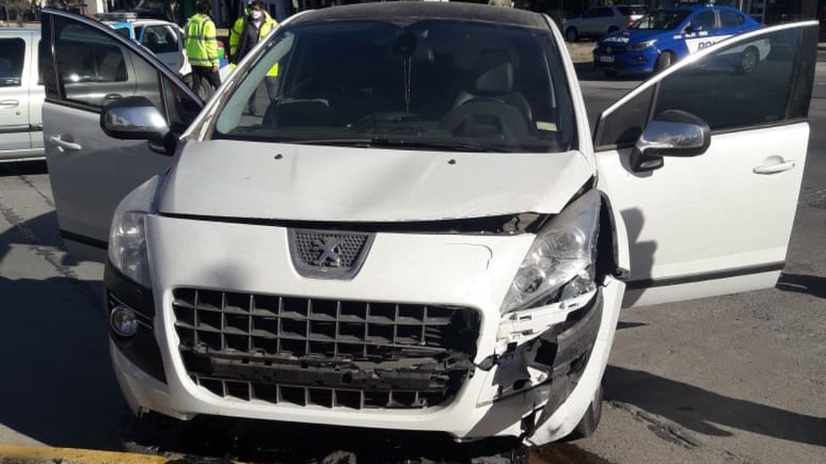 Accidente en bulevar Vélez Sarsfield dejó como saldo un herido grave