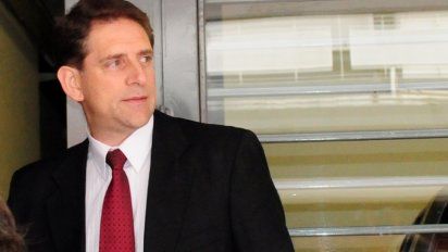 Condenaron a Hein por no denunciar actividades de narcotraficantes