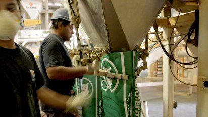 La industria cordobesa sigue en baja y el 54,8% espera un mayor derrumbe