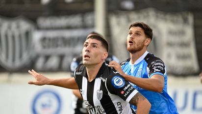 Estudiantes de Buenos Aires y Río Cuarto avanzan a cuartos