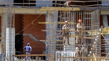 El Indec reportó un histórico retroceso en la construcción