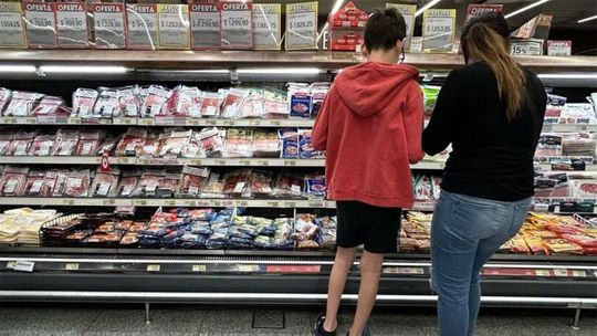 La inflación de julio llegó al 2,1% y frenó tres meses de desaceleración La inflación de julio llegó al 2,1% y frenó tres meses de desaceleración