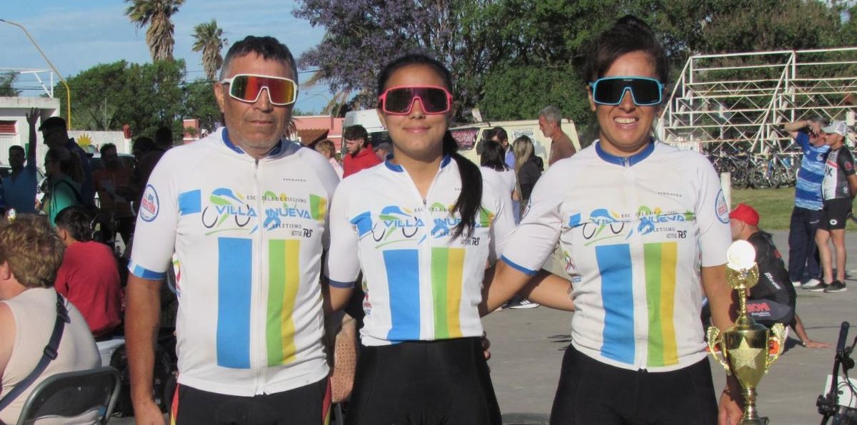 Destacada actuación de ciclistas locales en competencias de la región