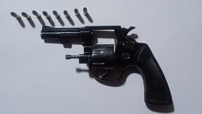 Tres detenidos por tenencia ilegal de arma de fuego y disparos en barrio La Colmena