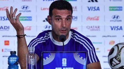 Scaloni pidió la mejor versión ante España y elogió a Messi